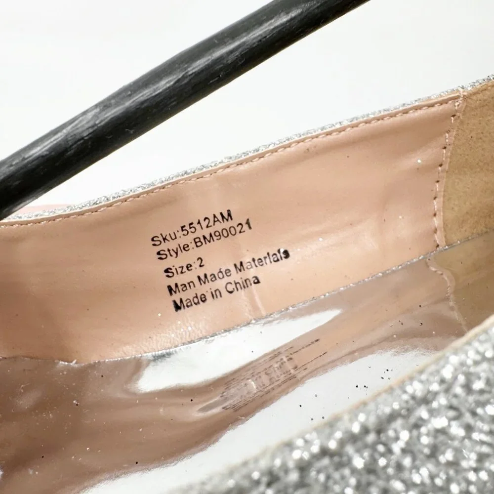 NEW Badgley Mischka Girls’ Glitter Mesh Block Heel - Silver - Size 2